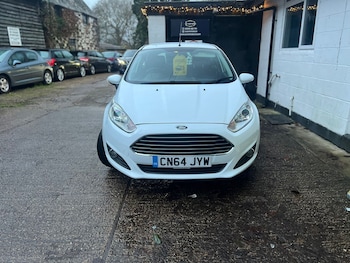 Used Ford Fiesta 2014 for sale - 76921981: Photo