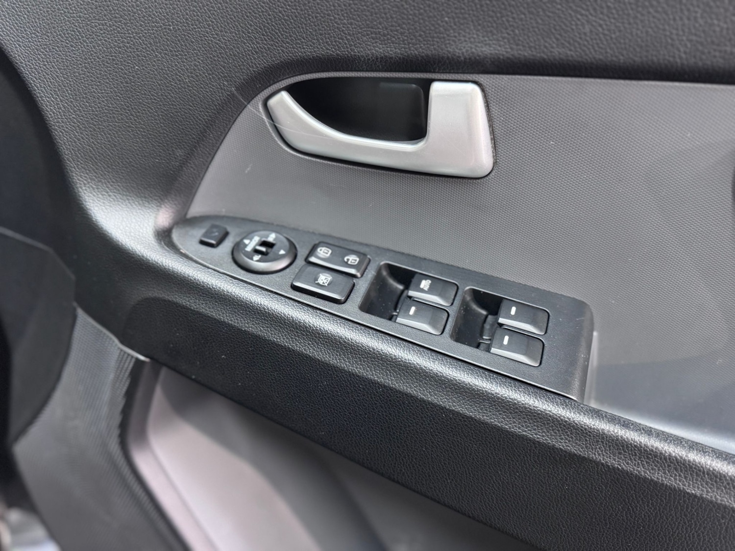 Used Kia Sportage 2010 for sale - 78149963: Photo 21