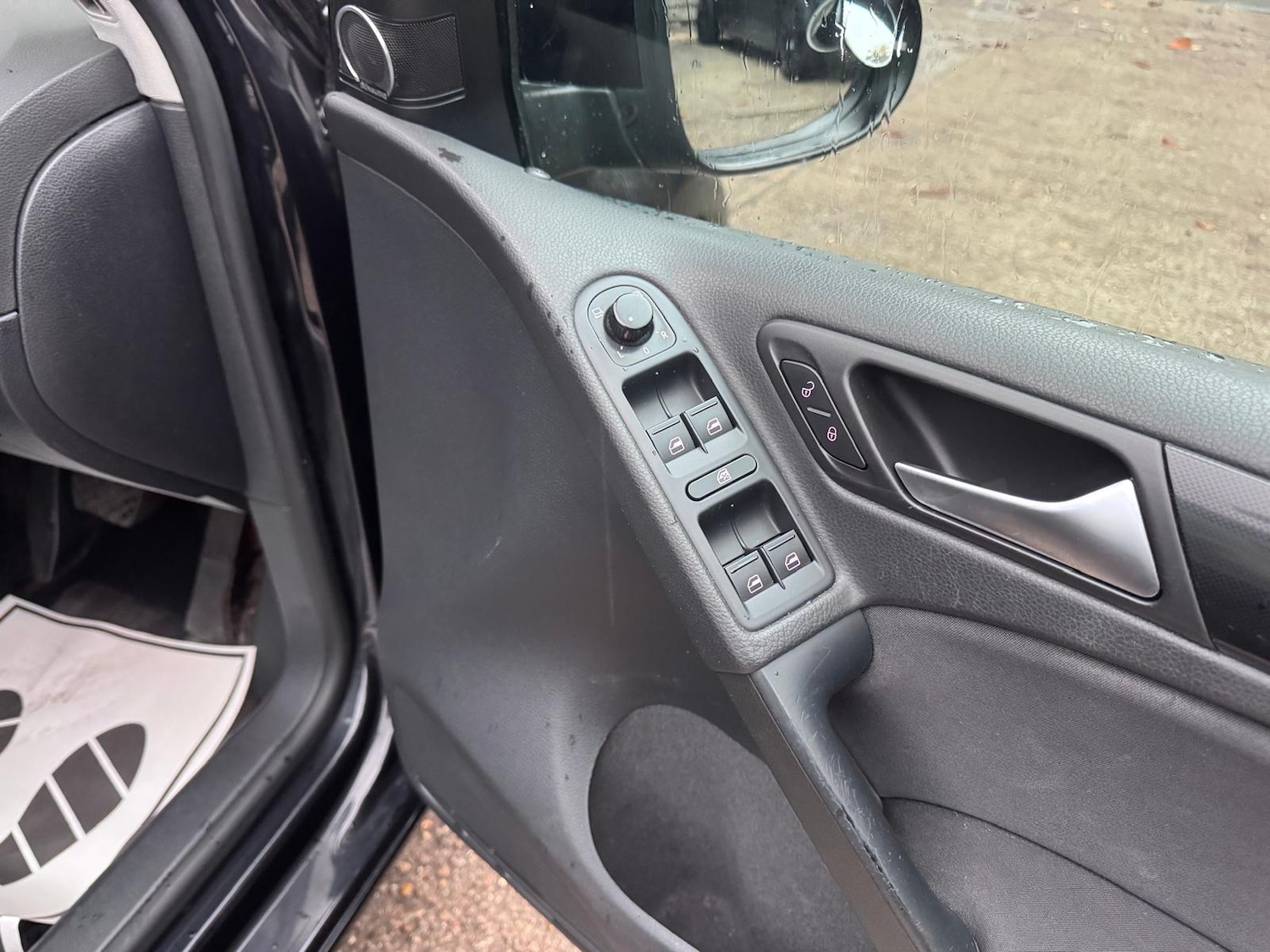 Used Volkswagen Golf 2011 for sale - 76379678: Photo 18