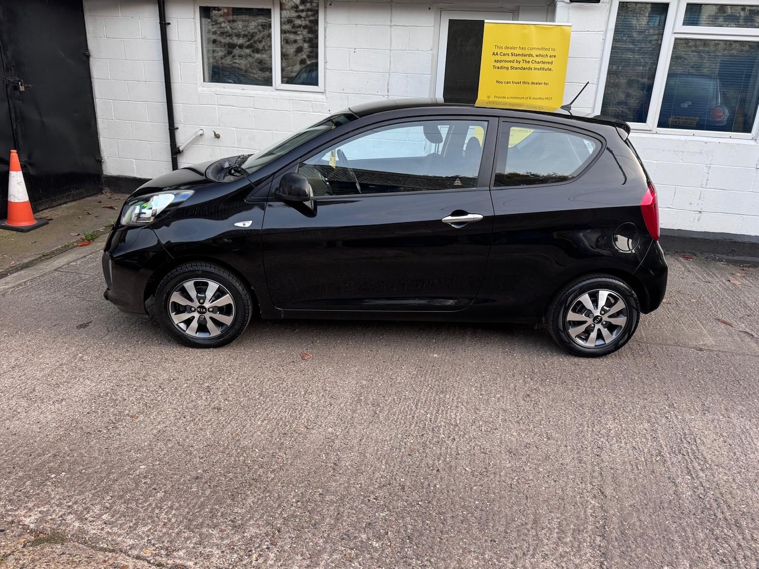 Used Kia Picanto 2014 for sale - 76144385: Photo 7