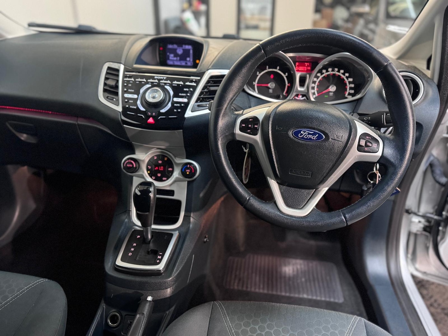 Used Ford Fiesta 2012 for sale - 77981185: Photo 13