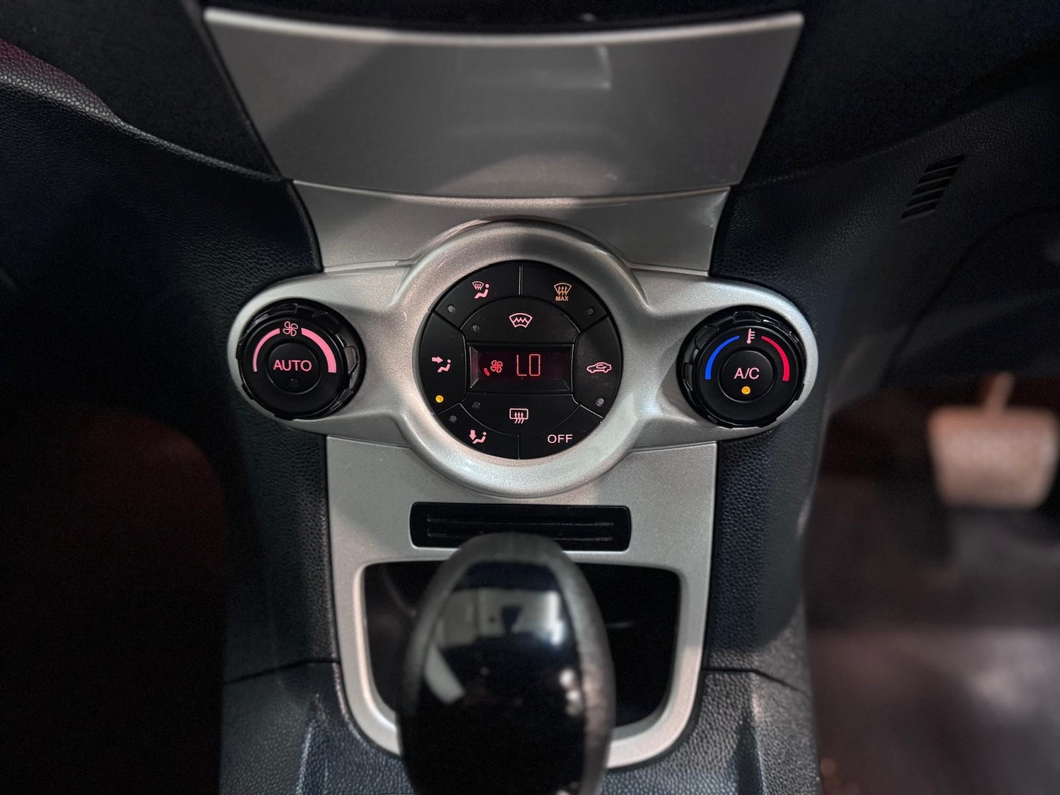 Used Ford Fiesta 2012 for sale - 77981185: Photo 15