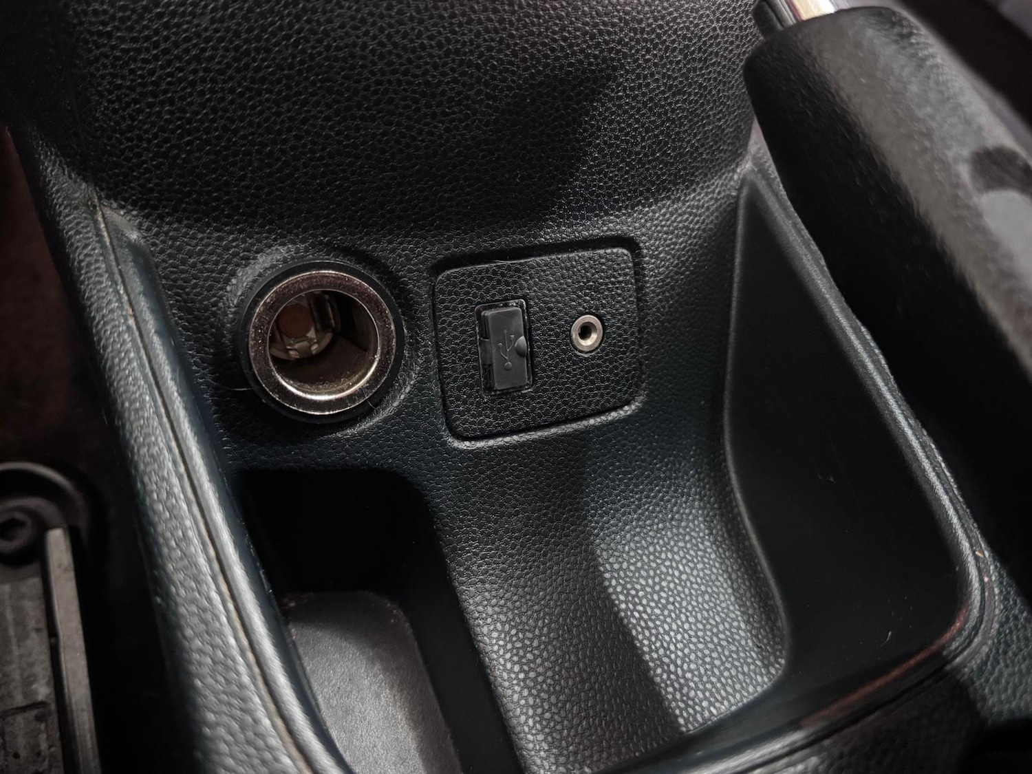 Used Ford Fiesta 2012 for sale - 77981185: Photo 17