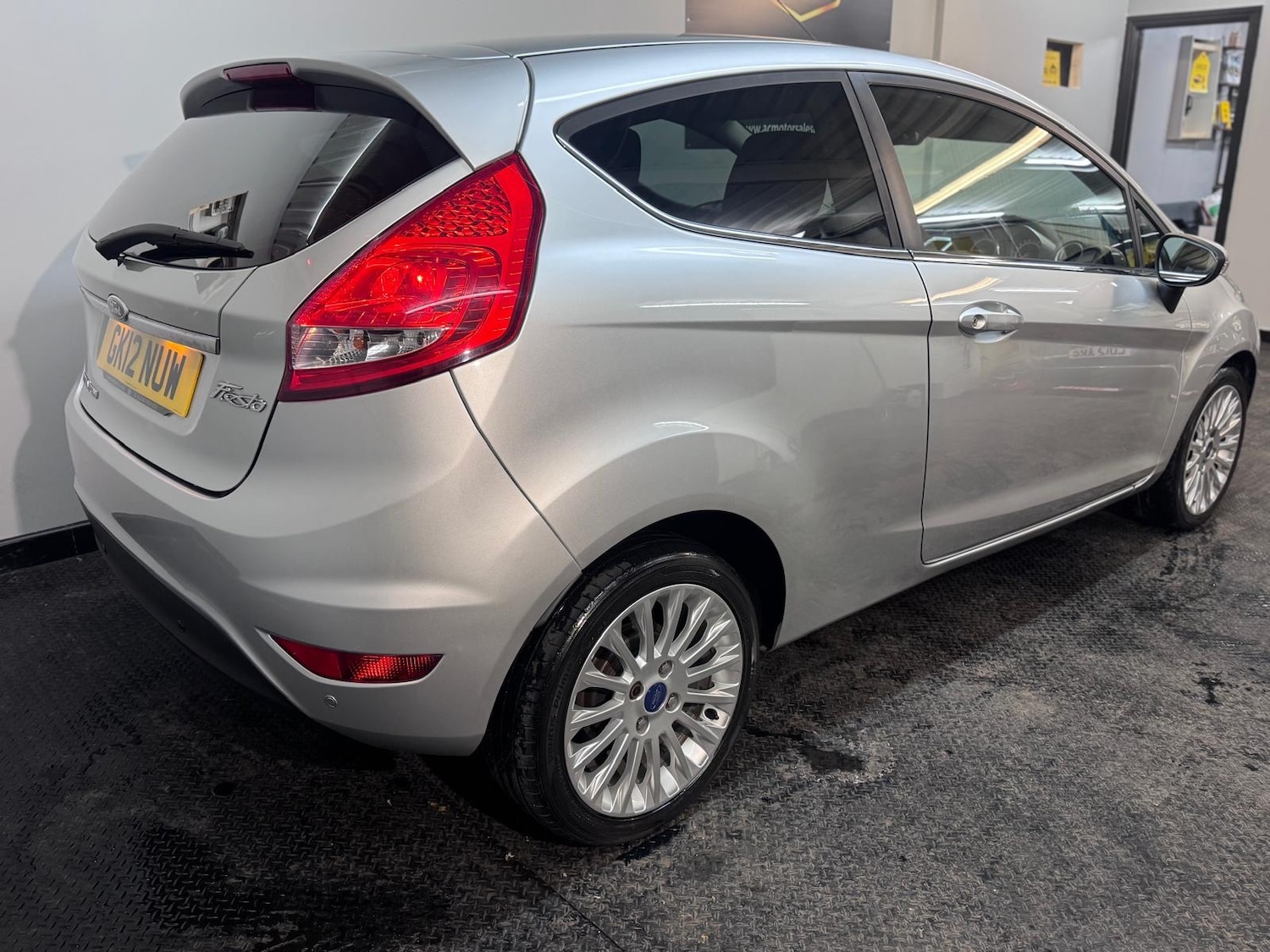 Used Ford Fiesta 2012 for sale - 77981185: Photo 4