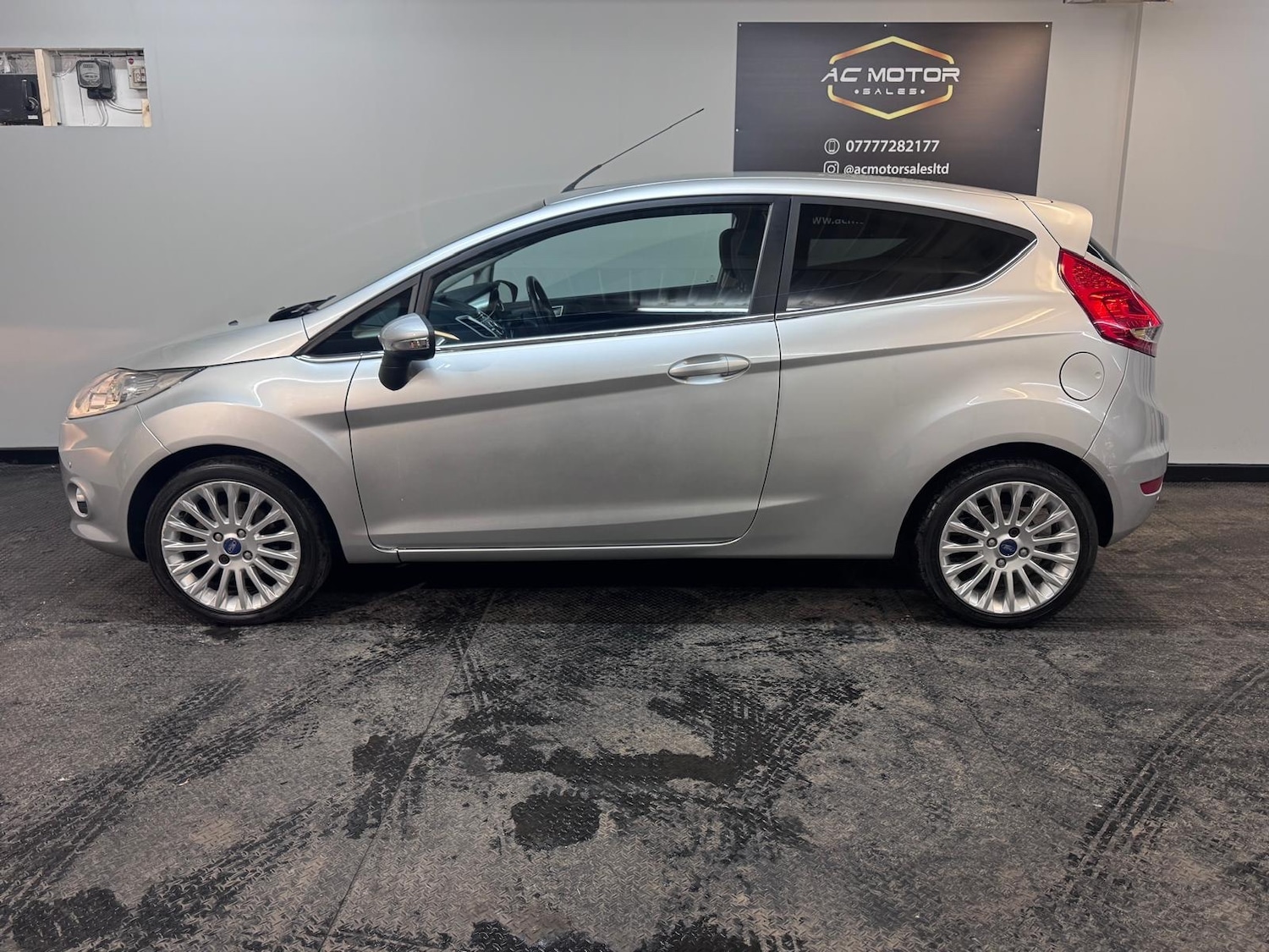 Used Ford Fiesta 2012 for sale - 77981185: Photo 8