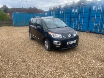 Used Citroen C3 Picasso 2013 for sale - 79818900: Photo