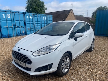 Used Ford Fiesta 2016 for sale - 79219566: Photo