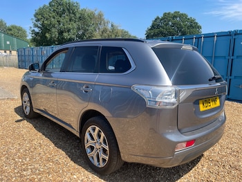 Used Mitsubishi Outlander 2015 for sale - 79331829: Photo