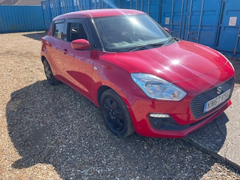 Used Suzuki Swift 2017 for sale - 79127401: Photo