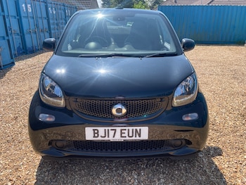 Used smart fortwo 2017 for sale - 79331840: Photo