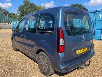 Used Peugeot Partner Tepee 2015 for sale - 79652629: Photo