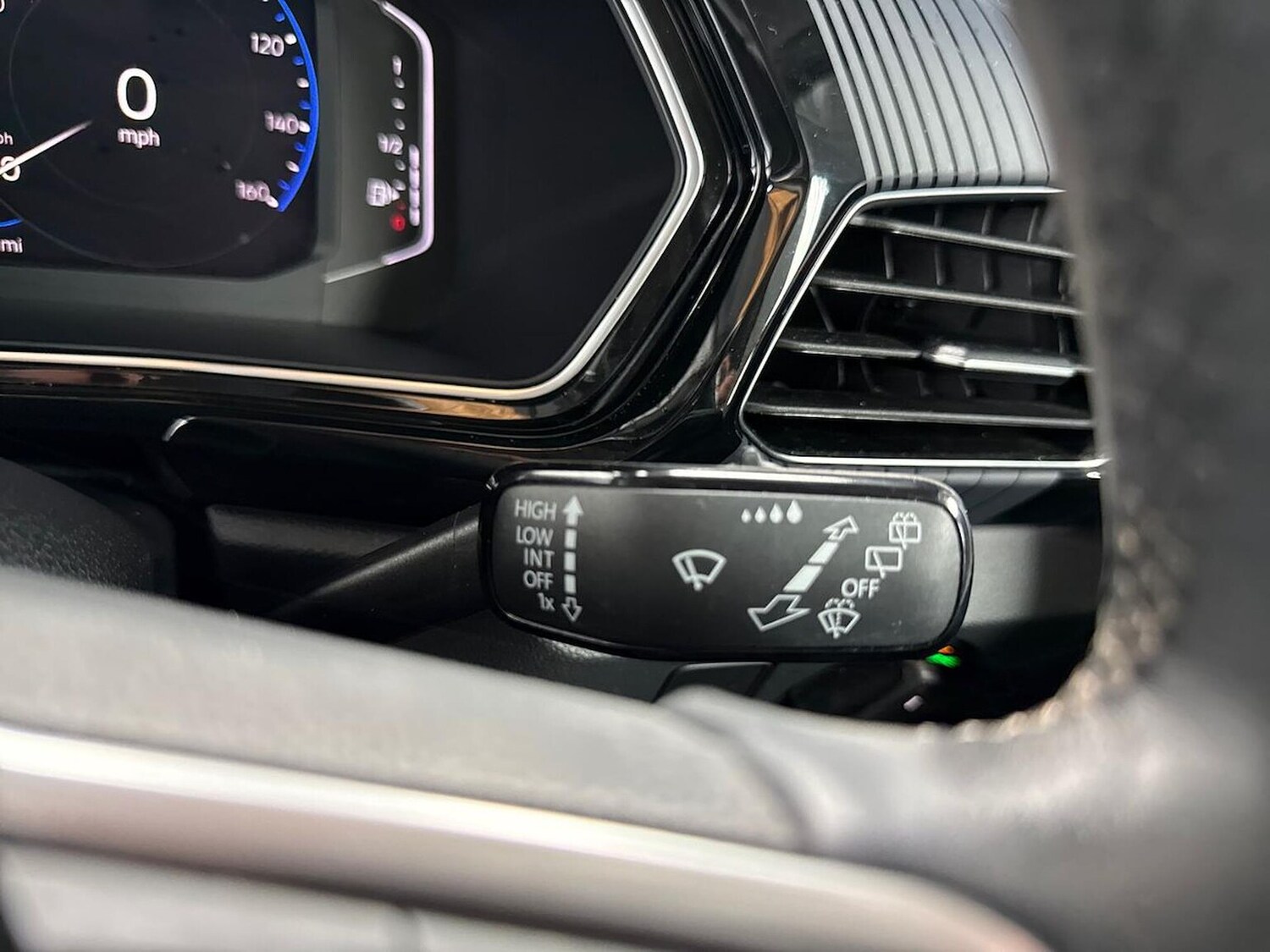 Used Volkswagen T-Cross 2022 for sale - 78193516: Photo 29