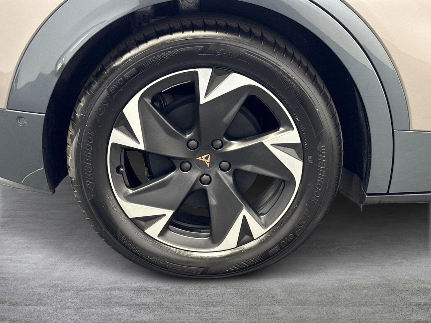 Used Cupra Tavascan 2024 for sale - 78193533: Photo 8