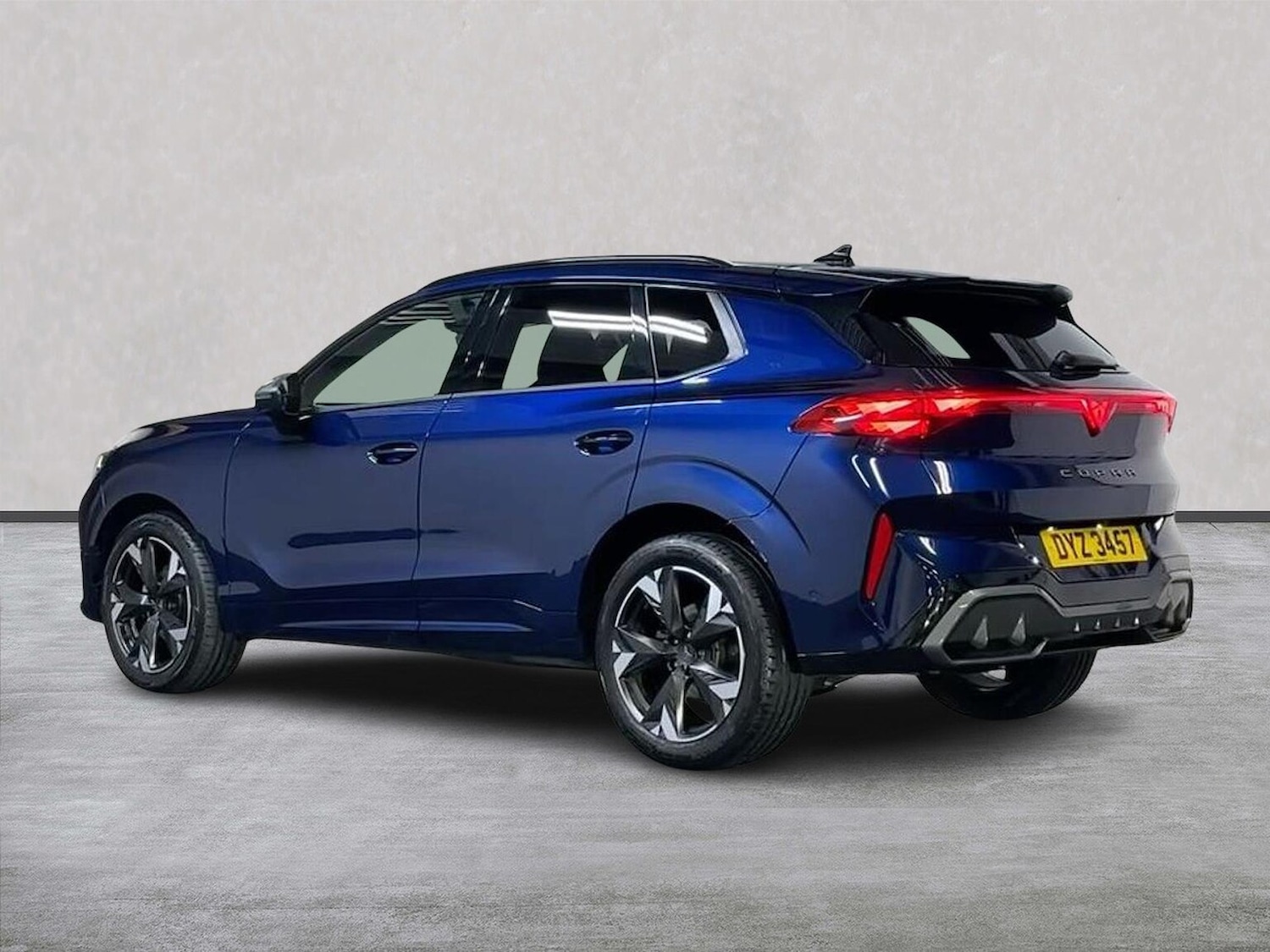 Used Cupra Terramar 2025 for sale - 76855438: Photo 2