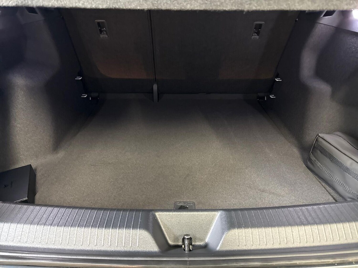 Used Cupra Tavascan 2025 for sale - 76979875: Photo 17