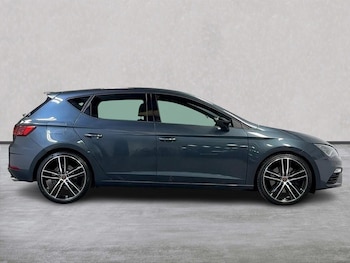 Used SEAT Leon 2019 for sale - 76030417: Photo