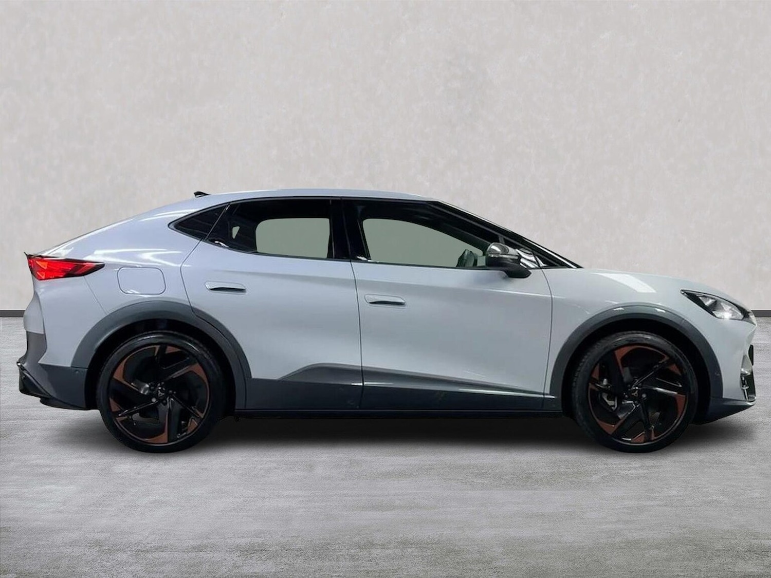 Used Cupra Tavascan 2025 for sale - 77701308: Photo 3