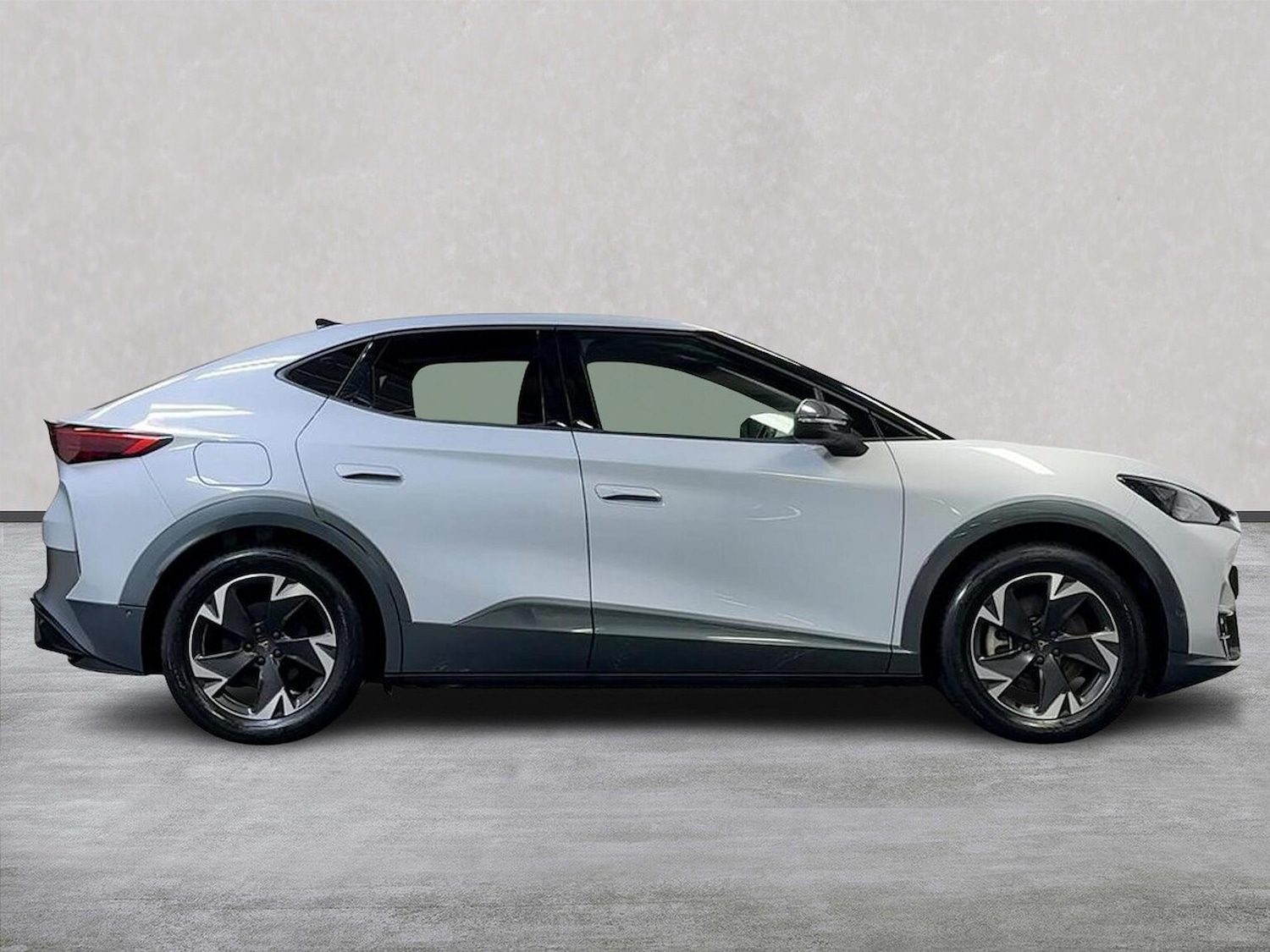 Used Cupra Tavascan 2024 for sale - 76853951: Photo 3