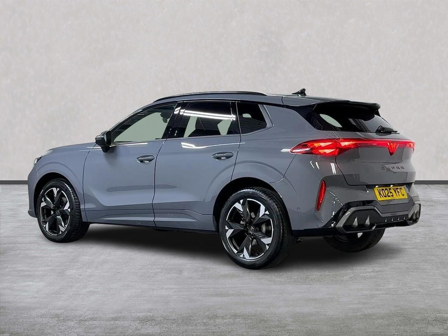 Used Cupra Terramar 2025 for sale - 77488110: Photo 2