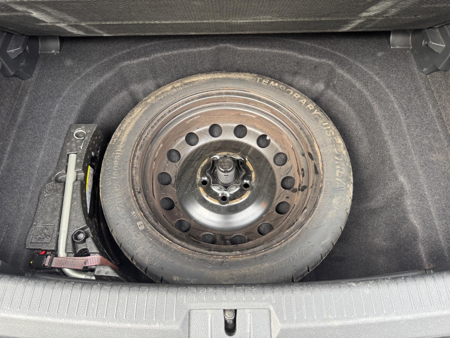 Used Volkswagen Golf 2018 for sale - 76472484: Photo 36