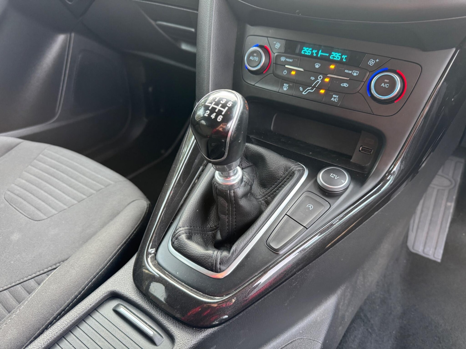 Used Ford Focus for sale - 77969931: Photo 25