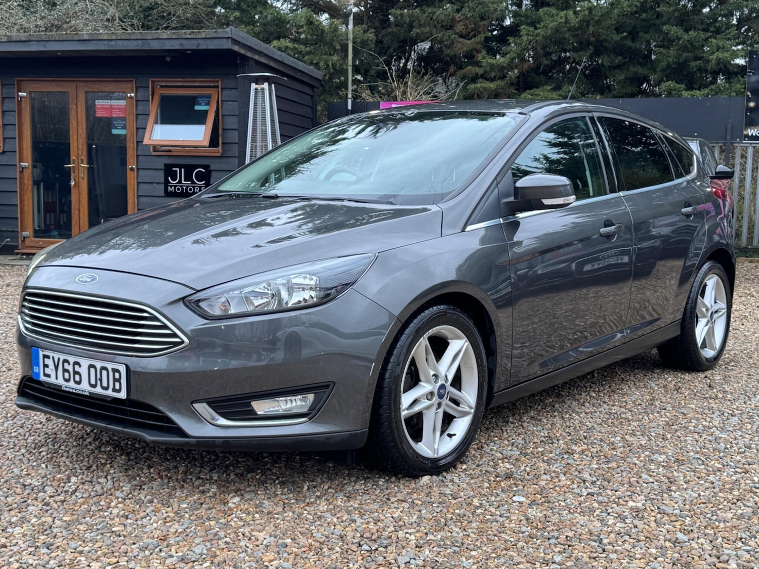 Used Ford Focus for sale - 77969931: Photo 3