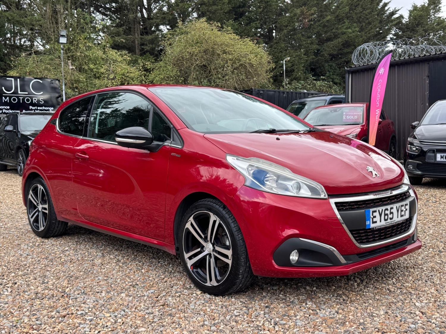 Used Peugeot 208 2015 for sale - 76472609: Photo 12