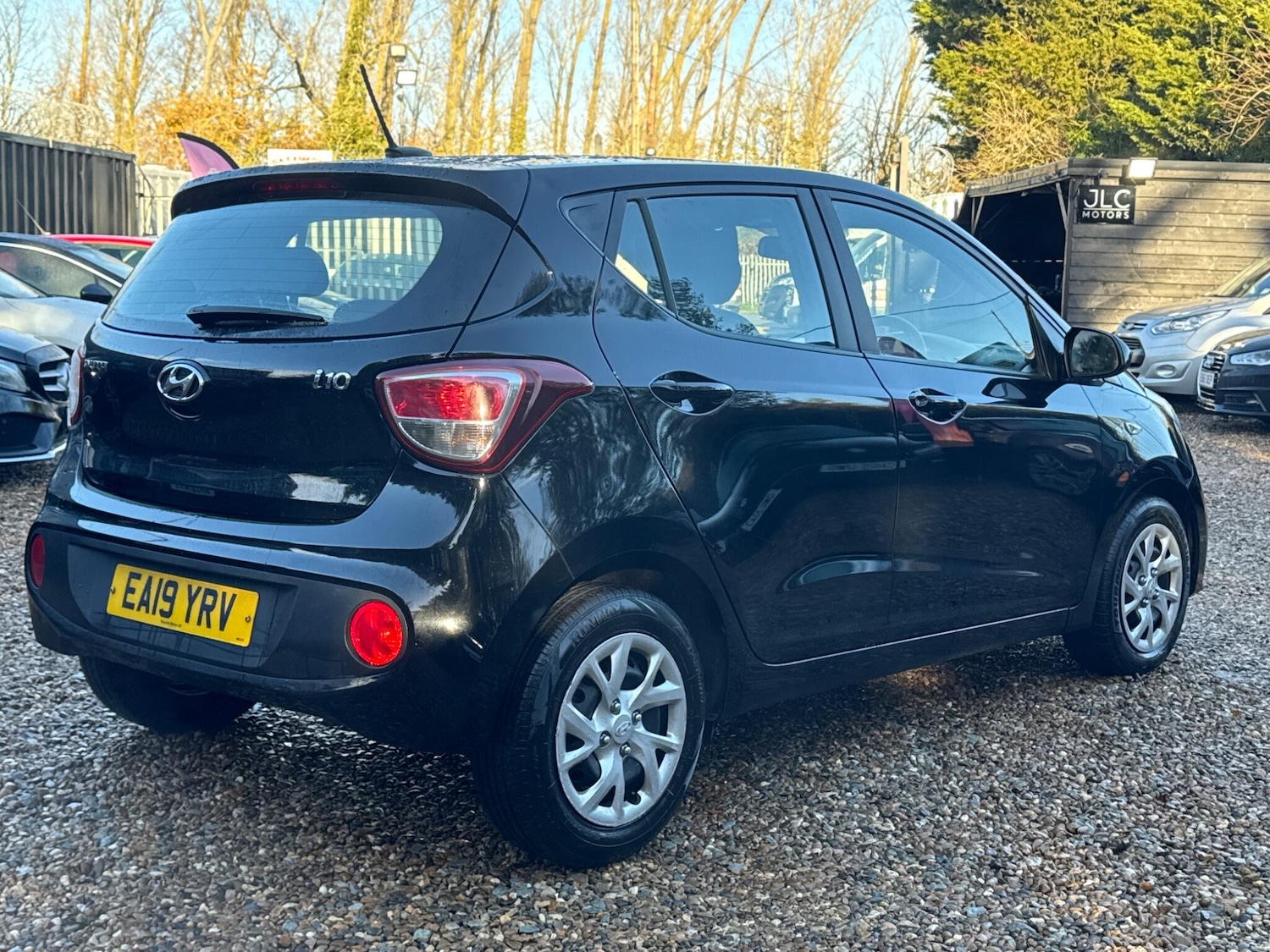 Used Hyundai i10 2019 for sale - 76855984: Photo 2