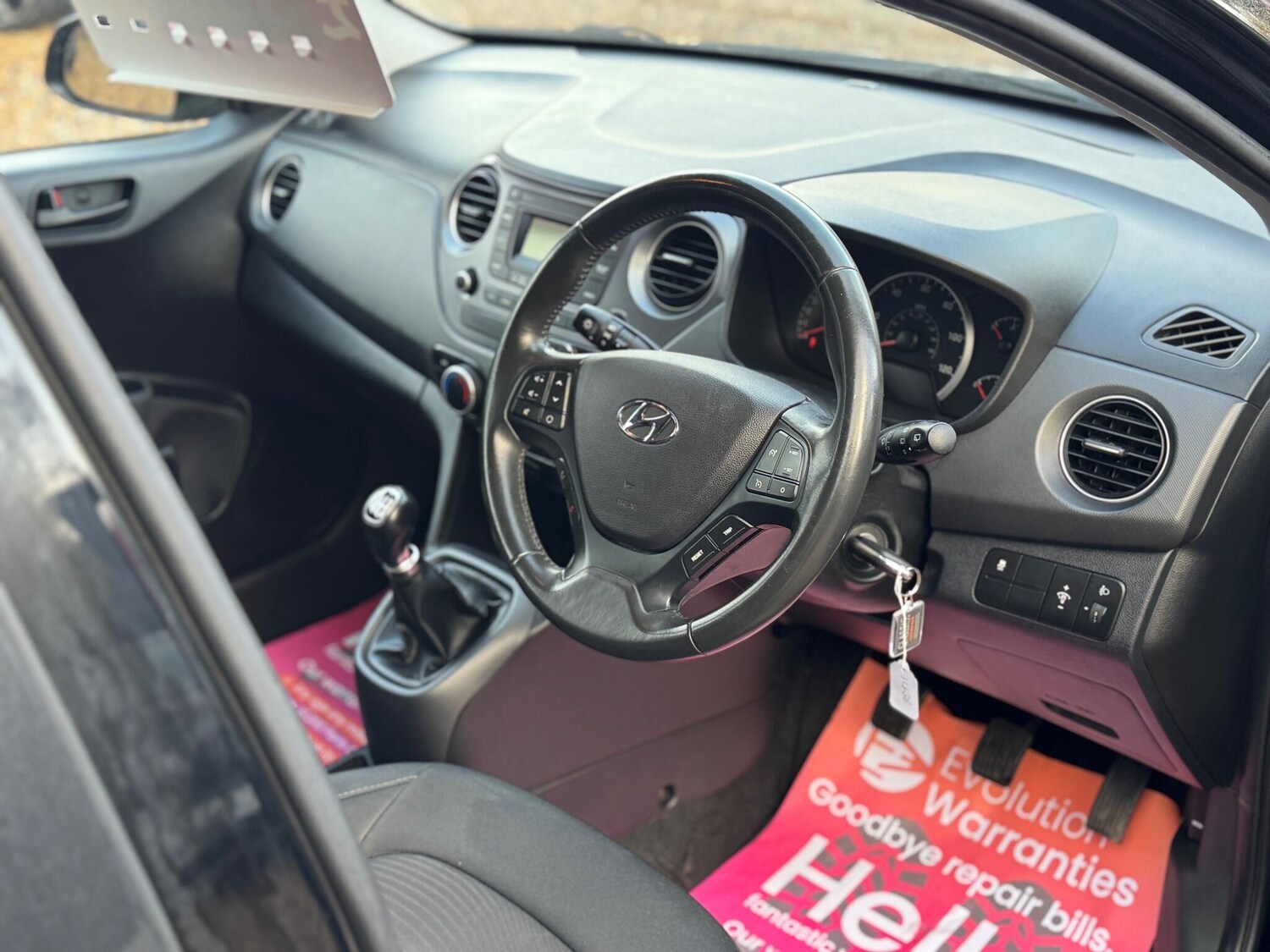 Used Hyundai i10 2019 for sale - 76855984: Photo 20