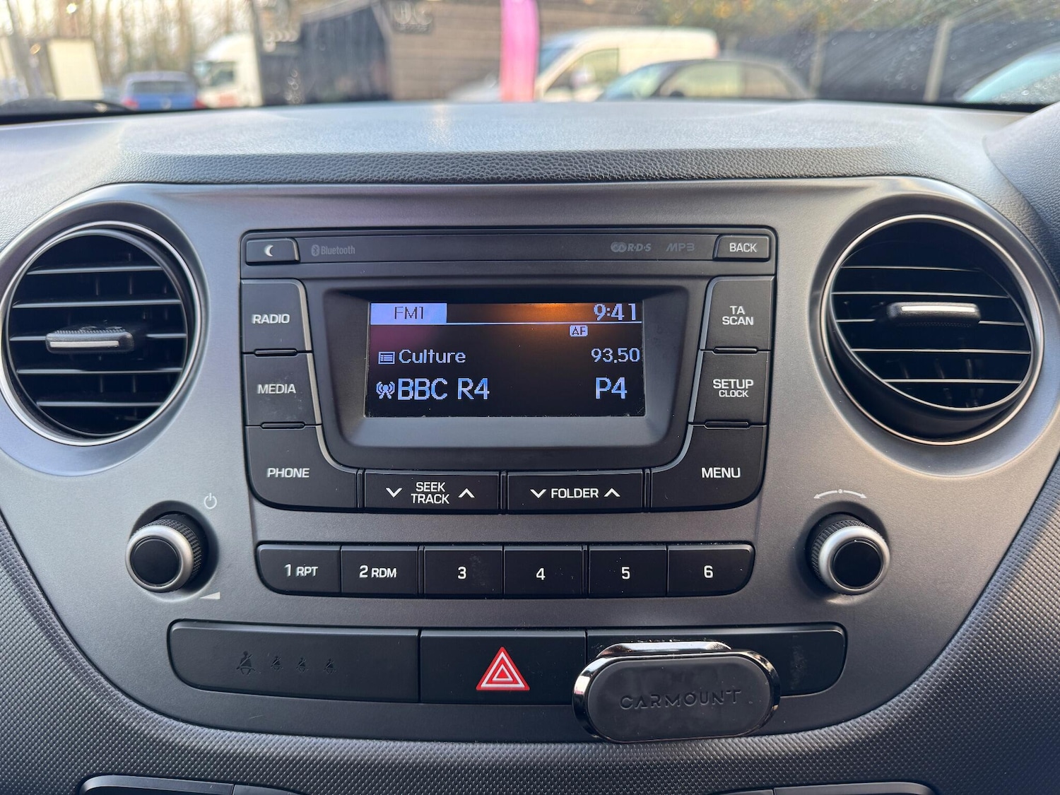 Used Hyundai i10 2019 for sale - 76855984: Photo 29