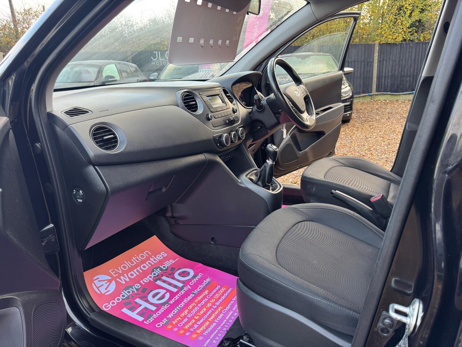 Used Hyundai i10 2019 for sale - 76855984: Photo 32