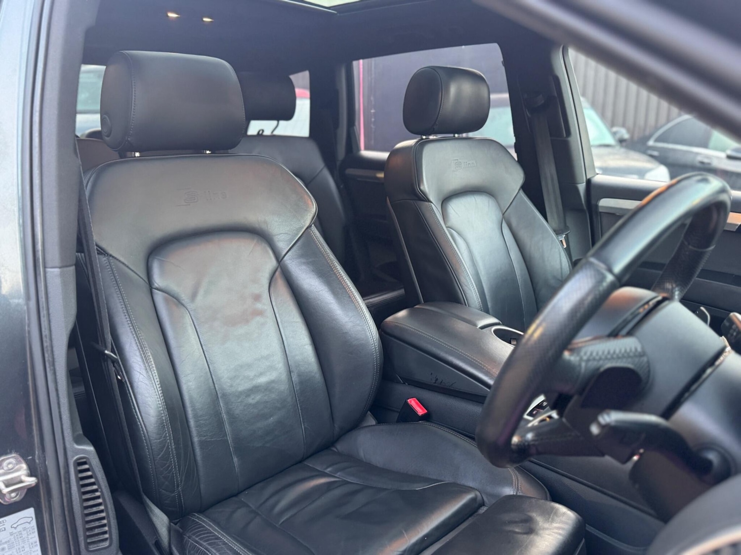 Used Audi Q7 2015 for sale - 76823872: Photo 24