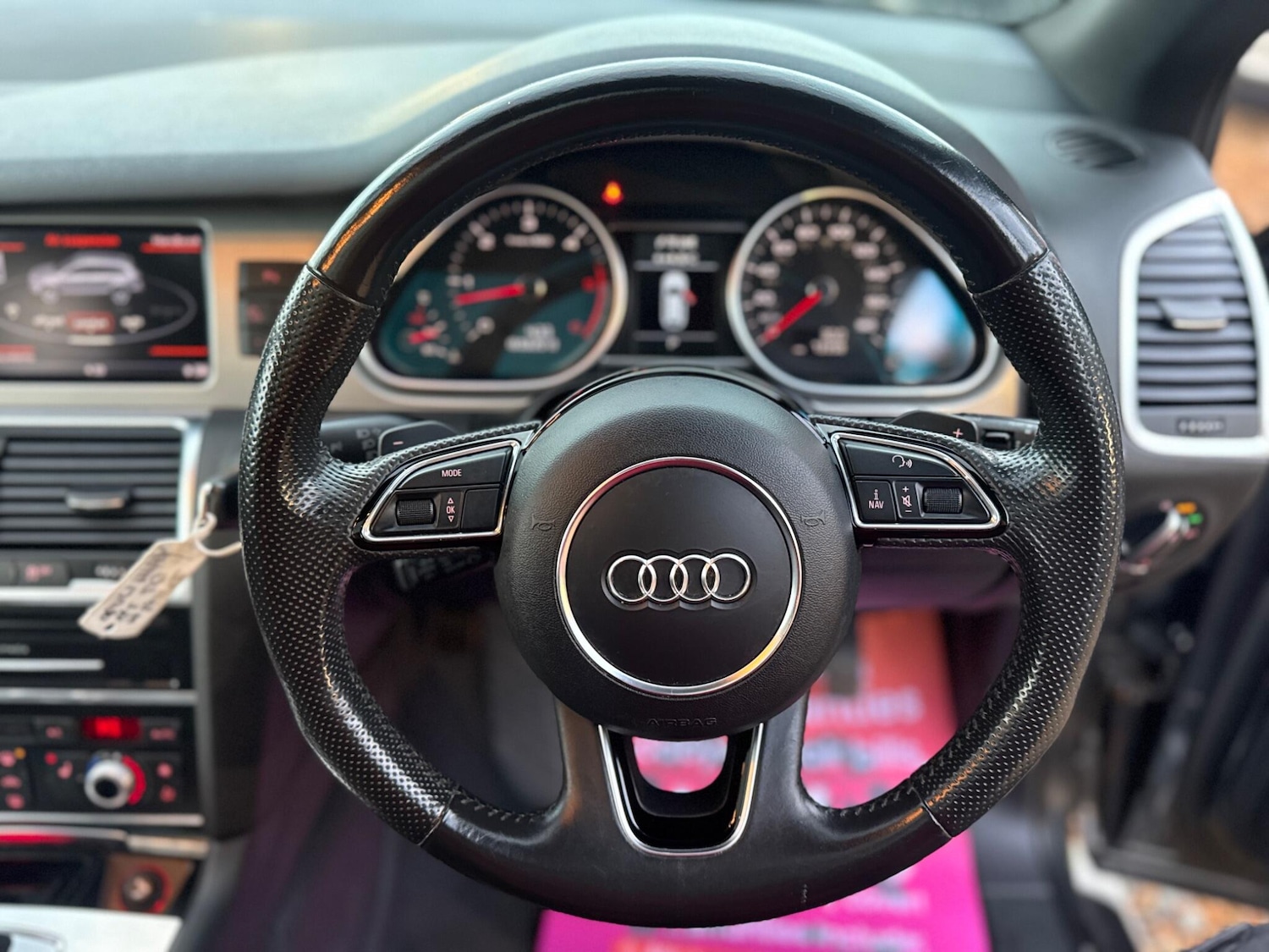 Used Audi Q7 2015 for sale - 76823872: Photo 28