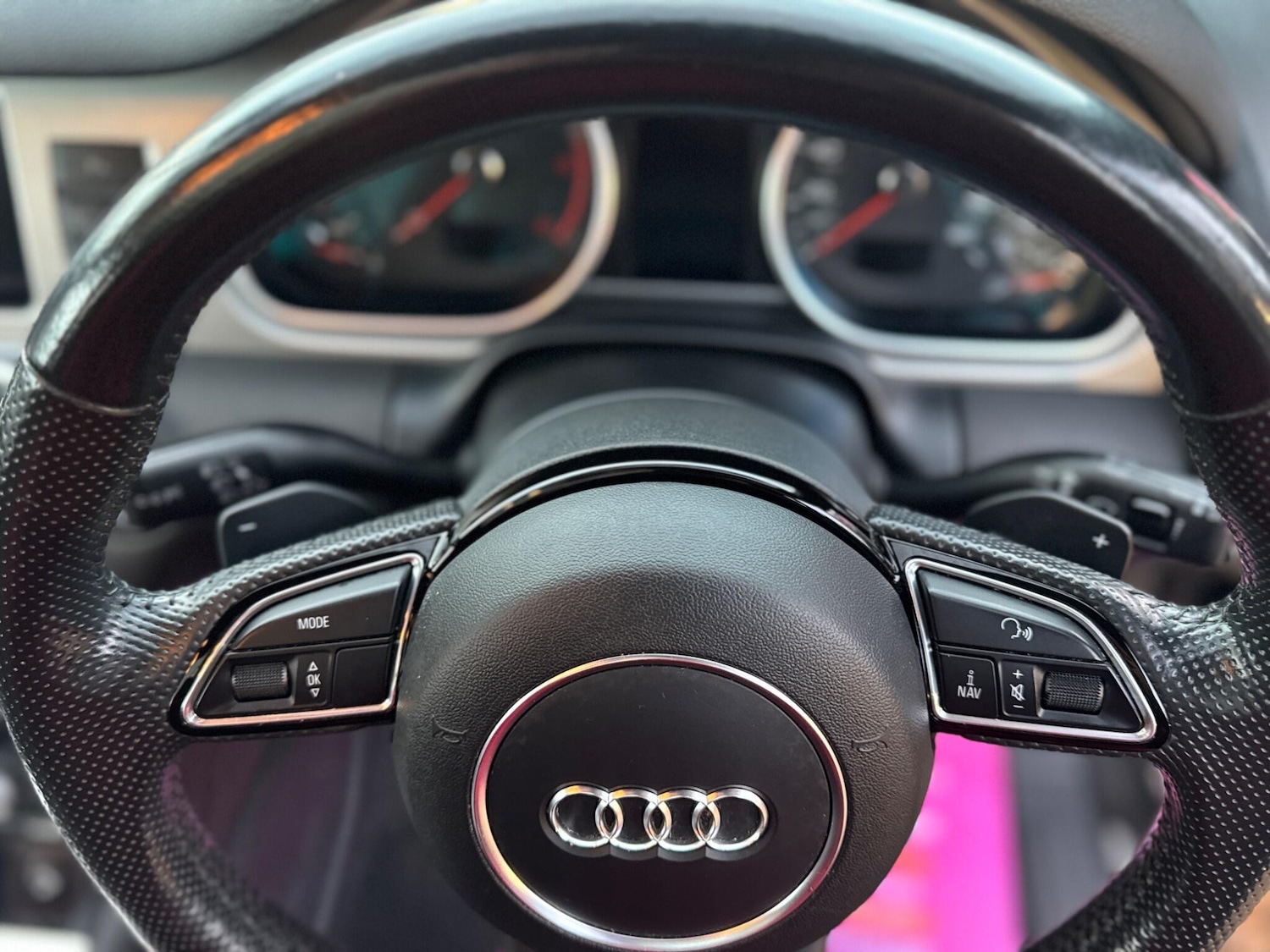 Used Audi Q7 2015 for sale - 76823872: Photo 30