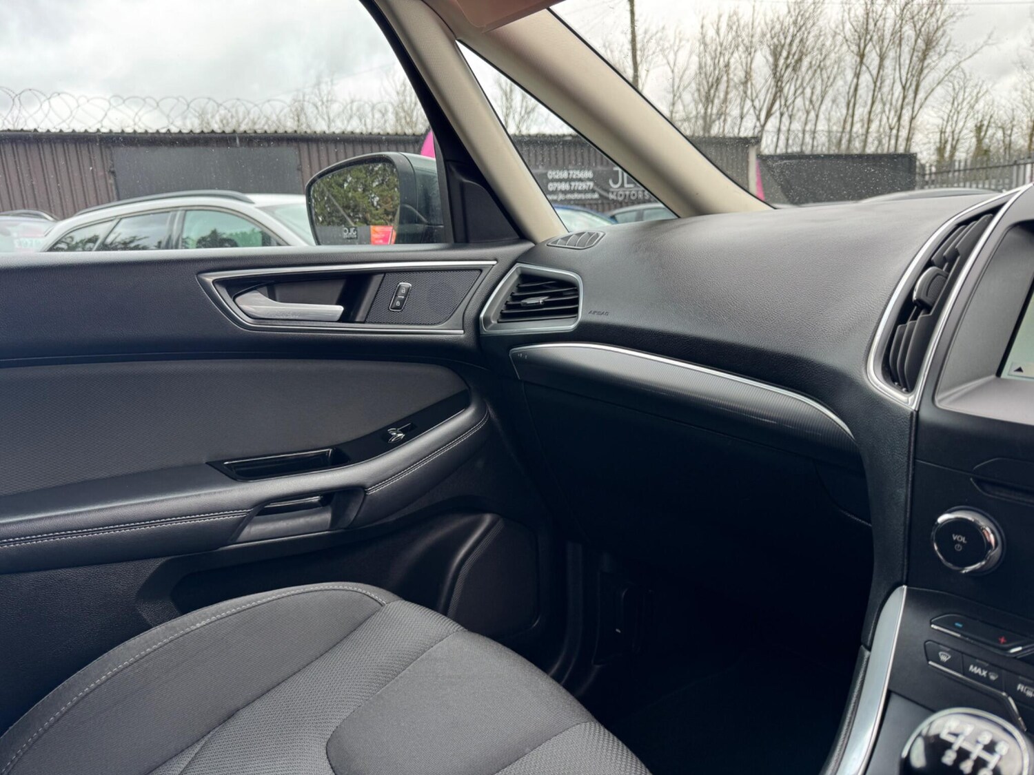 Used Ford S-Max 2018 for sale - 77755196: Photo 29