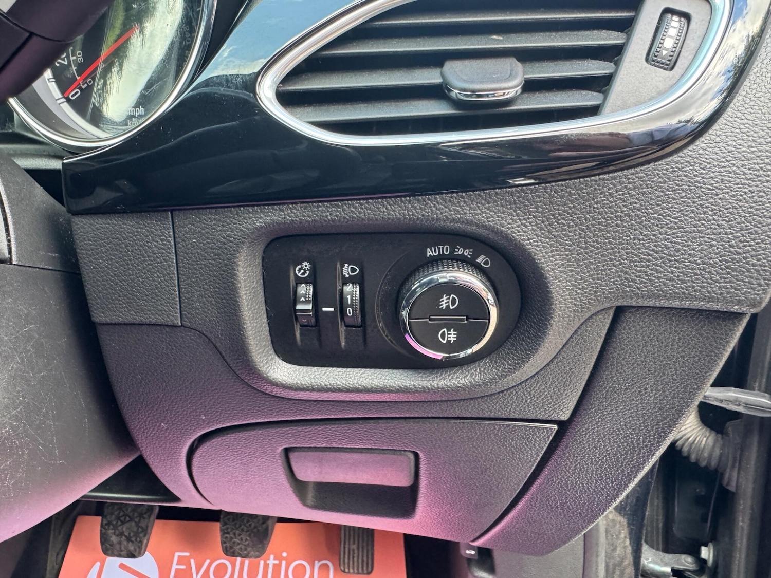 Used Vauxhall Astra 2016 for sale - 76550692: Photo 21