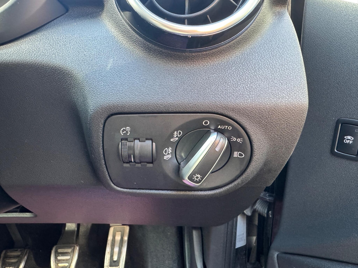 Used Audi A1 for sale - 76472087: Photo 36