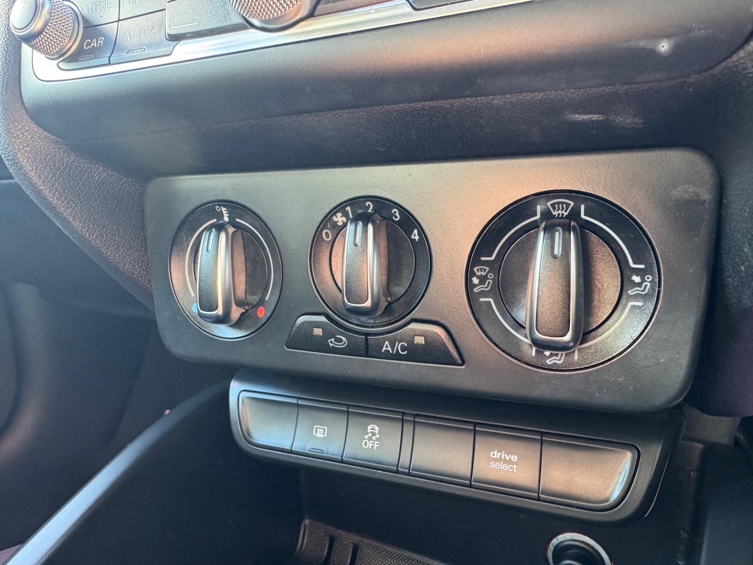 Used Audi A1 for sale - 76472087: Photo 38