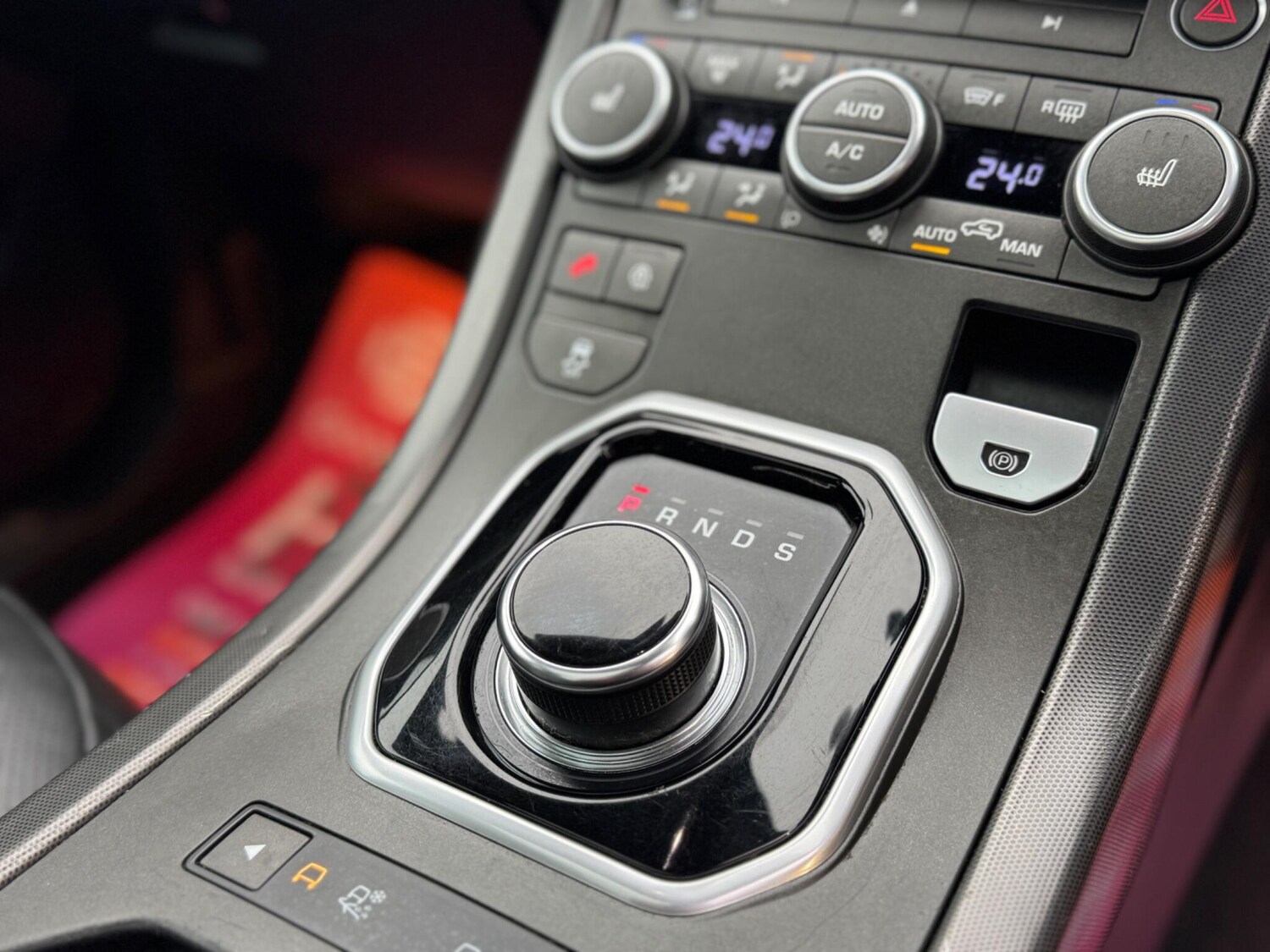 Used Land Rover Range Rover Evoque 2018 for sale - 77755200: Photo 33