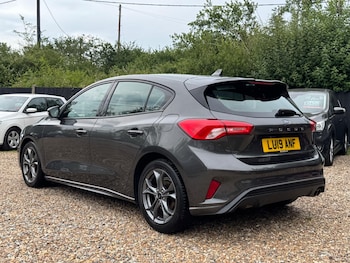 Used Ford Focus 2019 for sale - 79062790: Photo