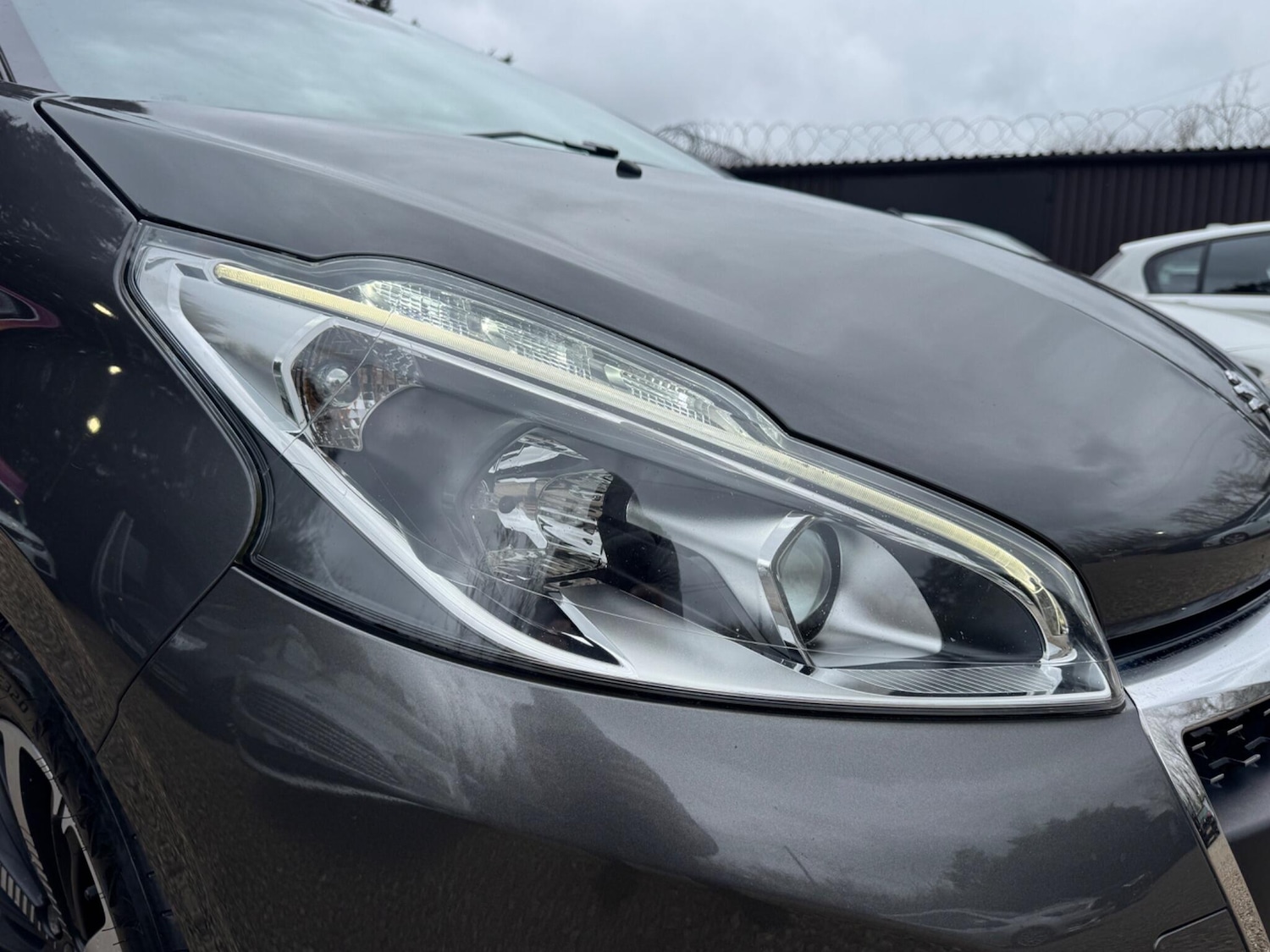 Used Peugeot 208 2019 for sale - 78127615: Photo 17