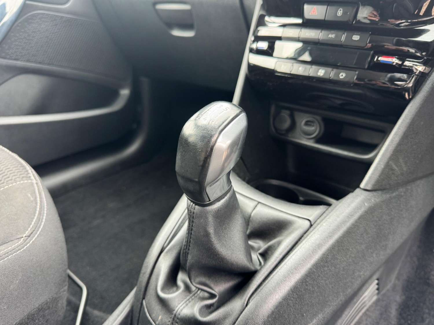 Used Peugeot 208 2019 for sale - 78127615: Photo 31