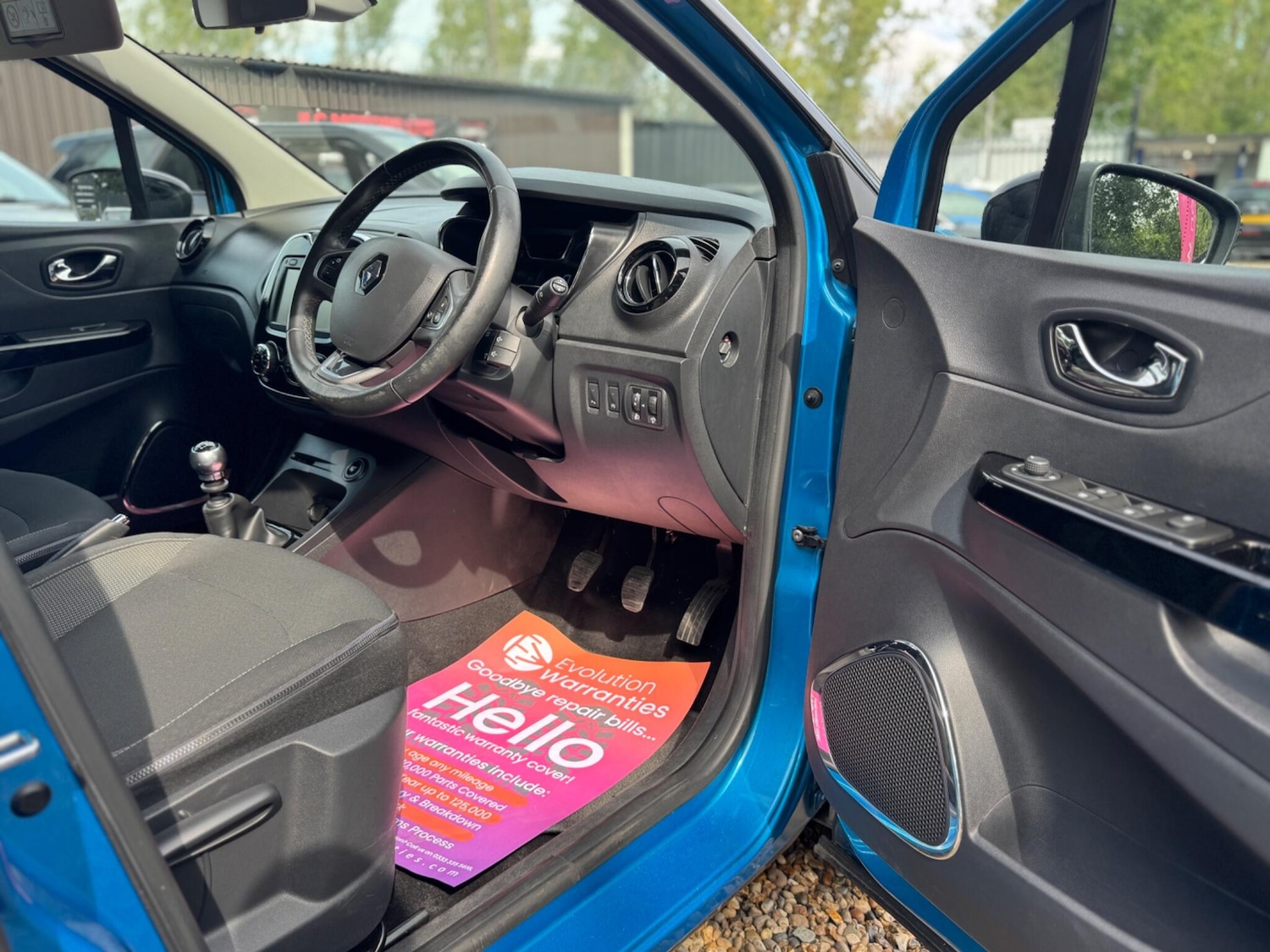 Used Renault Captur for sale - 76473577: Photo 27