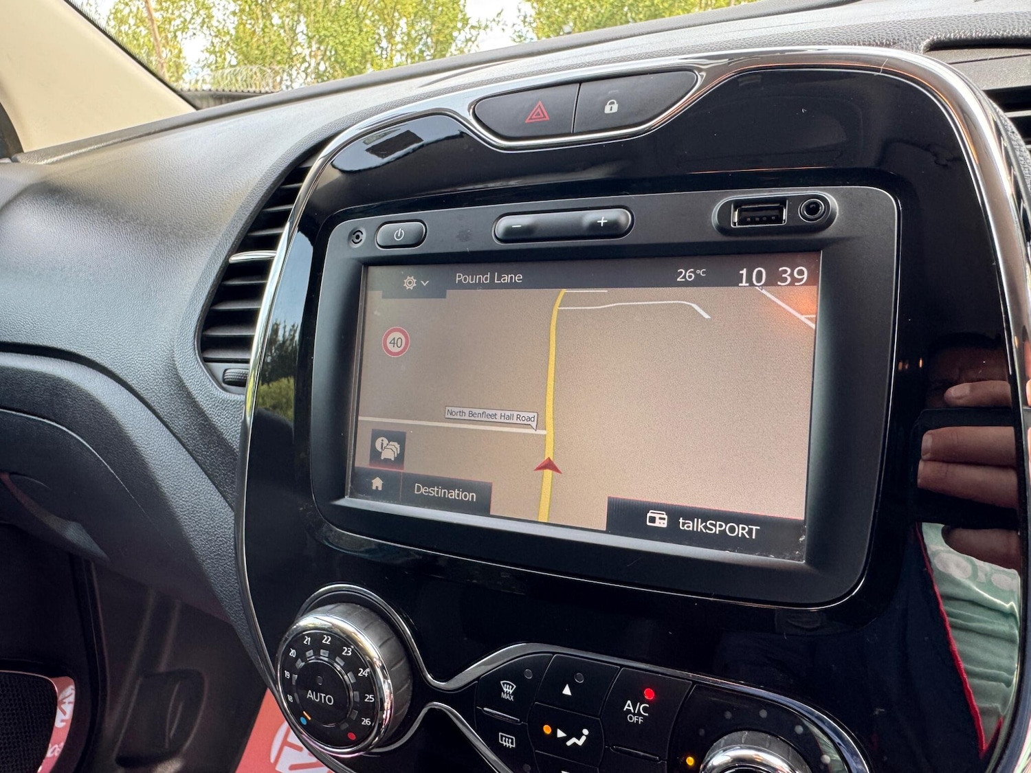 Used Renault Captur for sale - 76473577: Photo 3