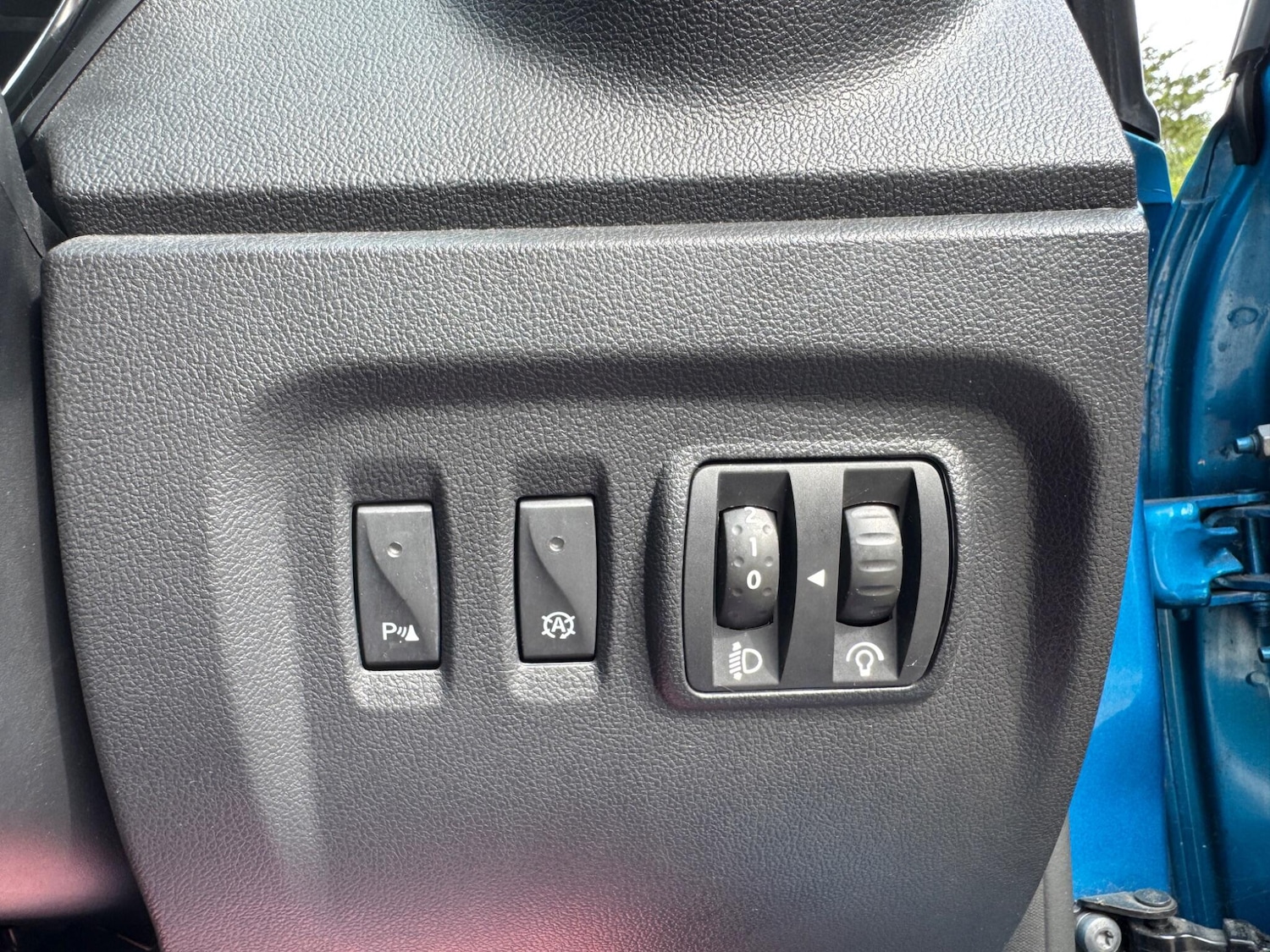 Used Renault Captur for sale - 76473577: Photo 31