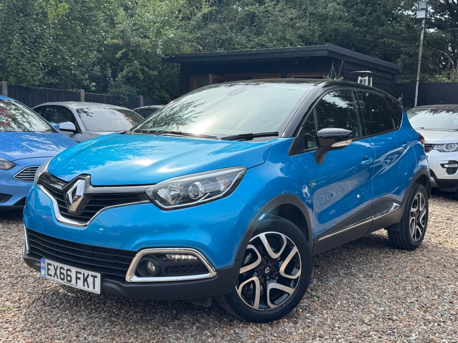 Used Renault Captur for sale - 76473577: Photo 5
