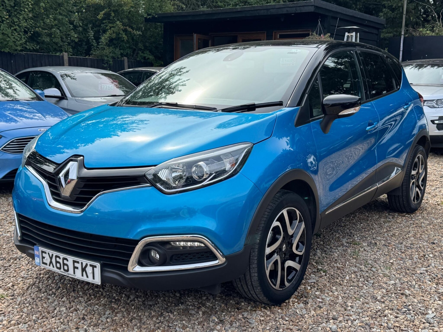 Used Renault Captur for sale - 76473577: Photo 9