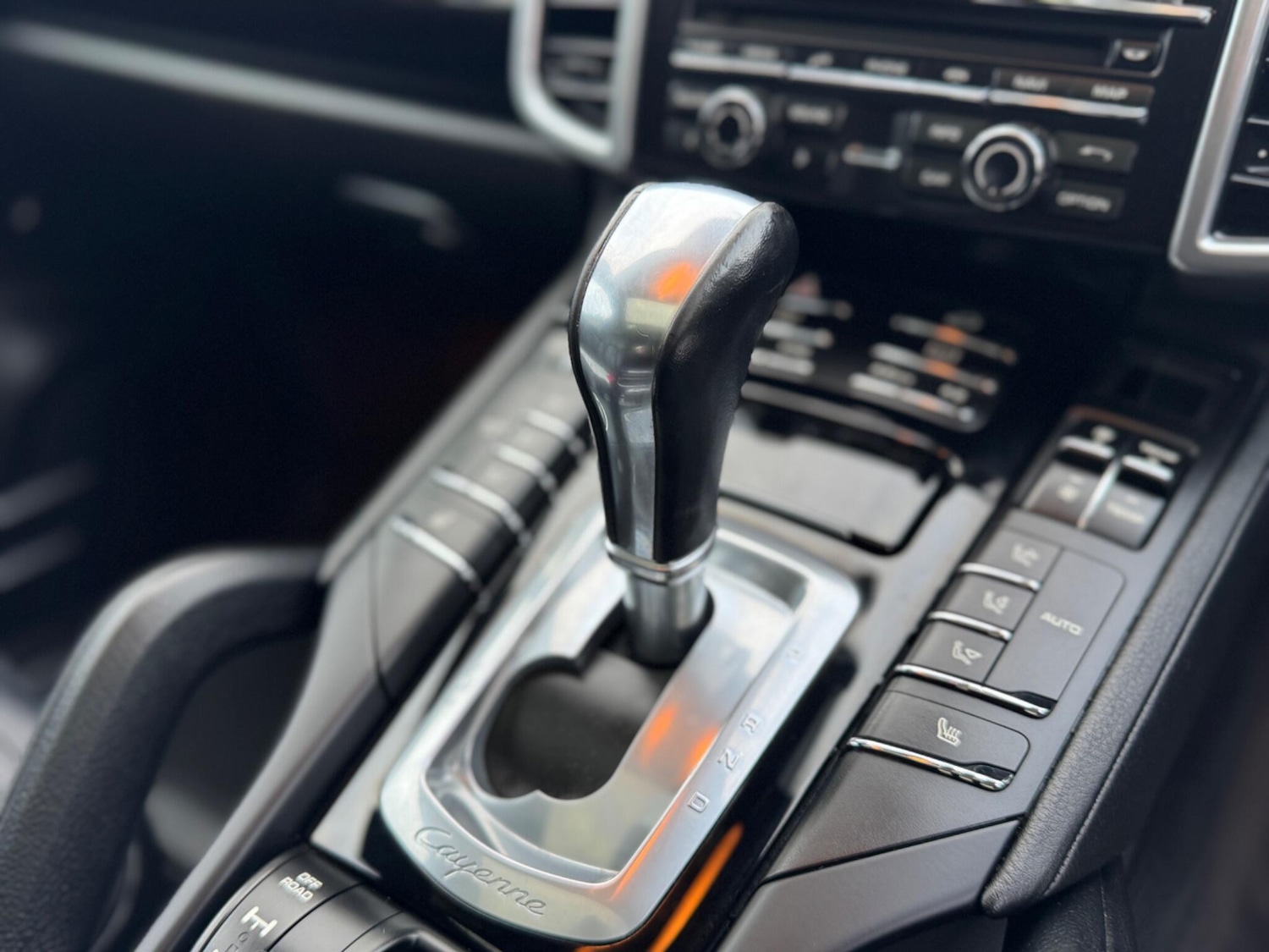 Used Porsche Cayenne 2016 for sale - 76584578: Photo 35