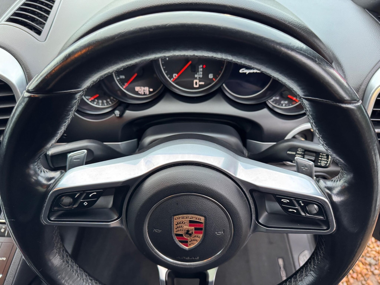 Used Porsche Cayenne 2016 for sale - 76584578: Photo 38