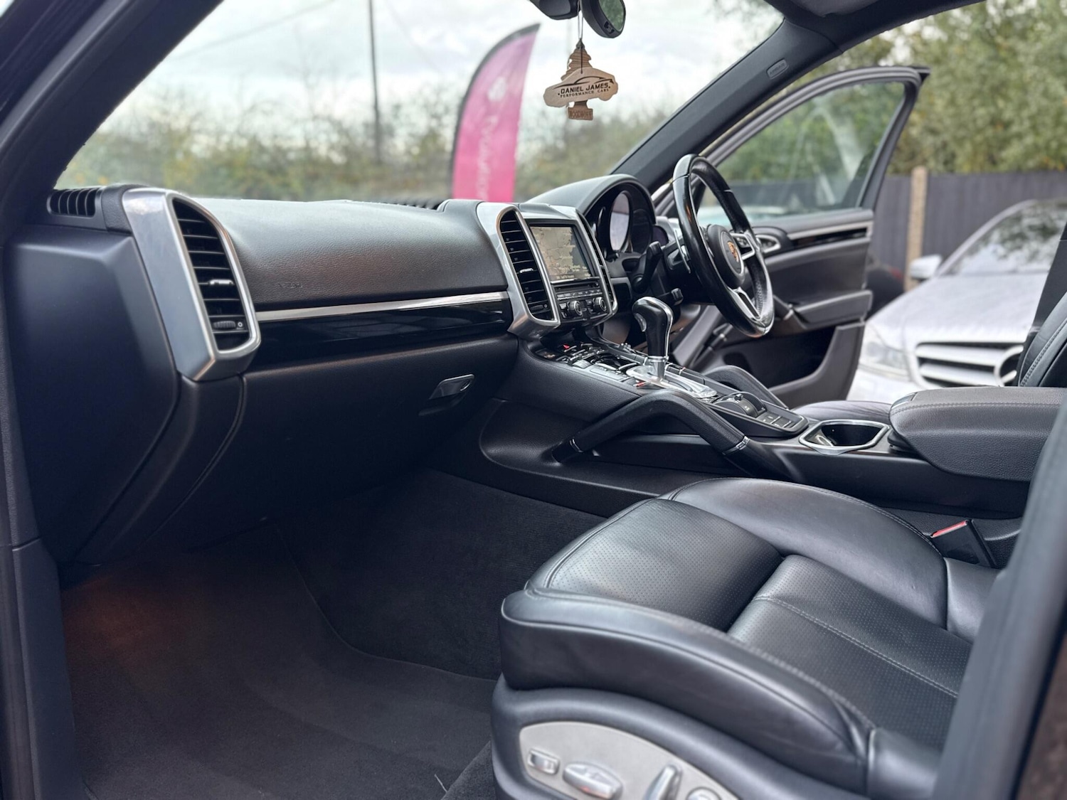 Used Porsche Cayenne 2016 for sale - 76584578: Photo 48